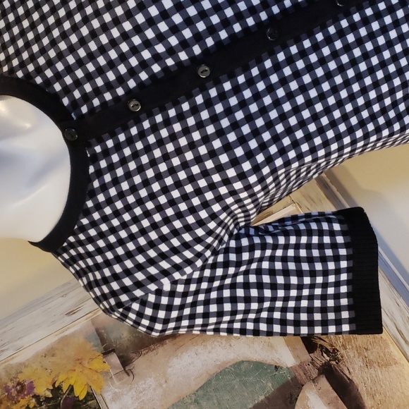 Christopher & Banks Sweater - Picture 3 of 11